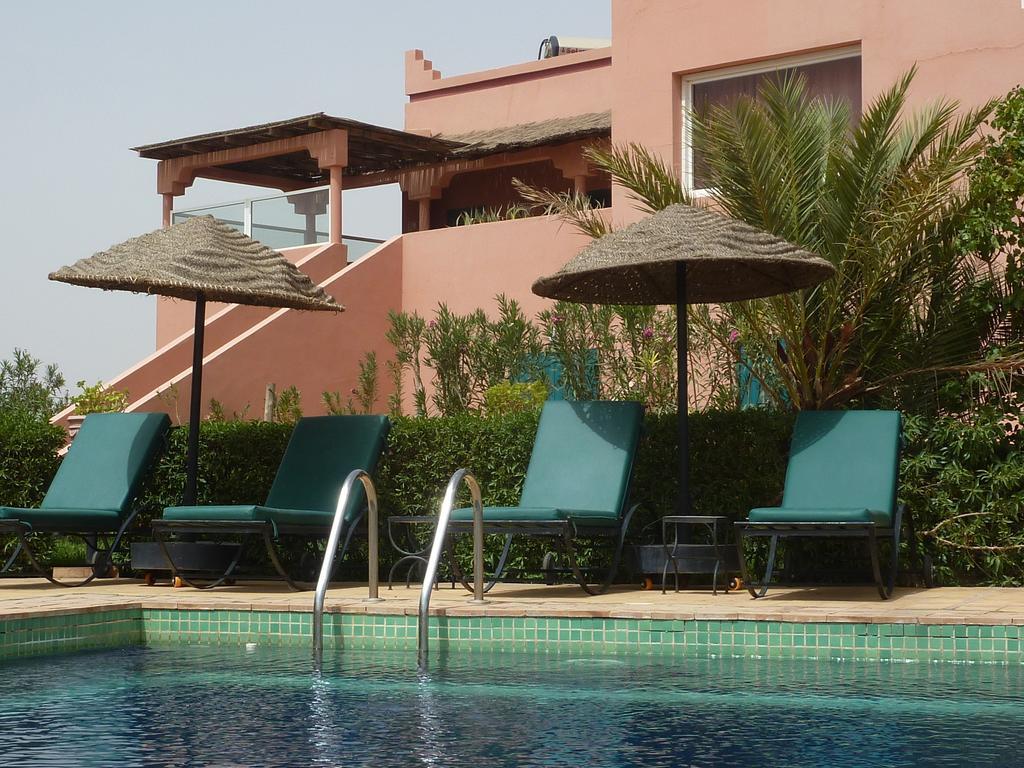 Les Tourmalines Bed & Breakfast Afeggou Bagian luar foto