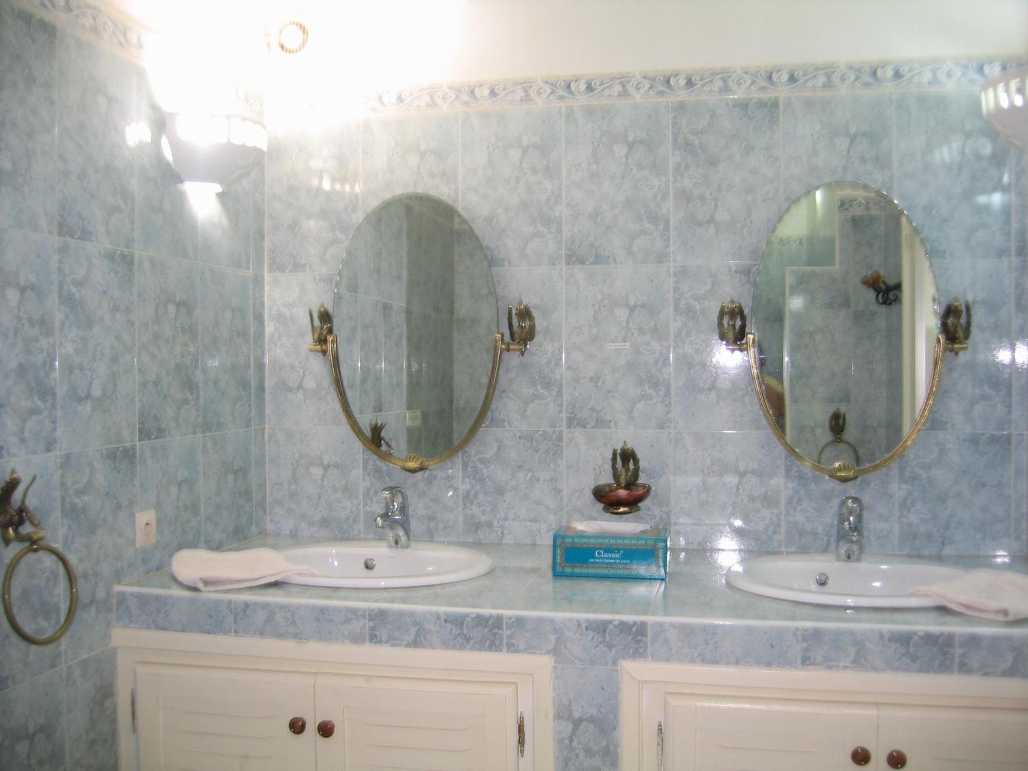 Les Tourmalines Bed & Breakfast Afeggou Bagian luar foto