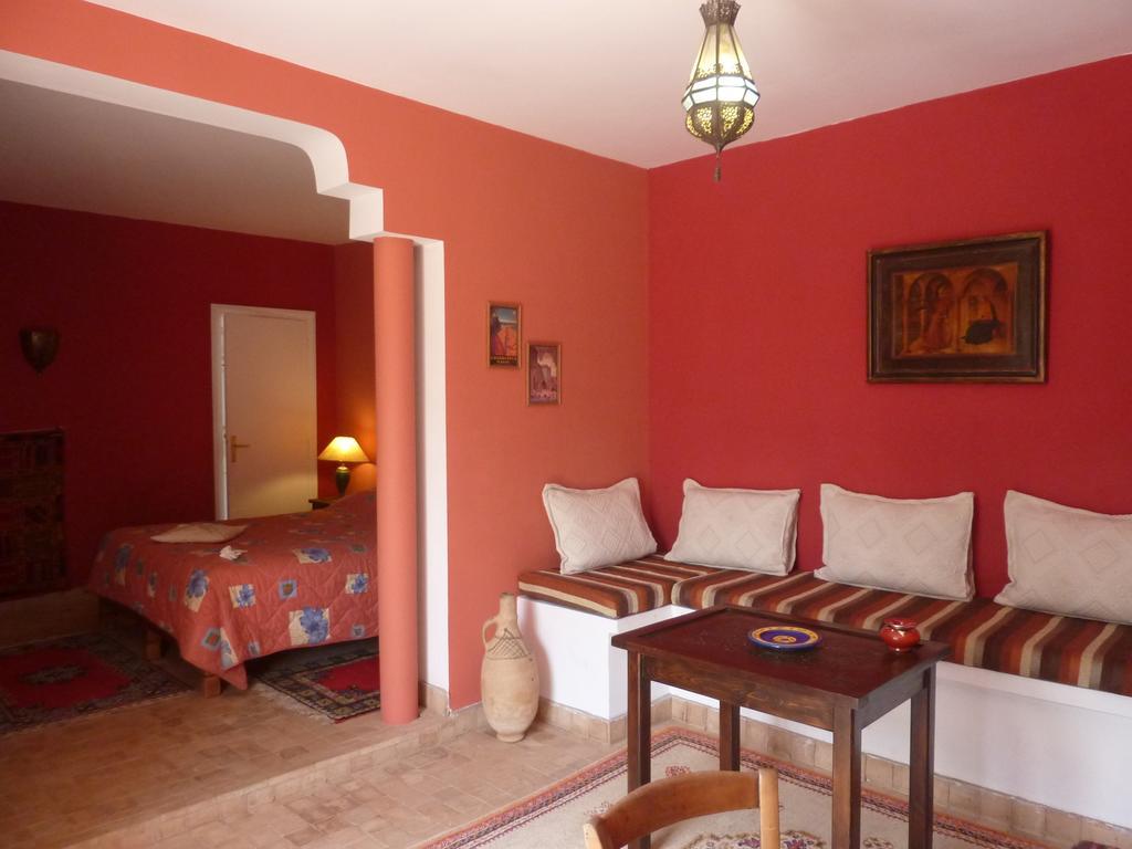 Les Tourmalines Bed & Breakfast Afeggou Bagian luar foto