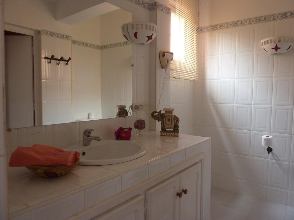 Les Tourmalines Bed & Breakfast Afeggou Bagian luar foto