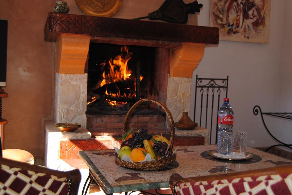 Les Tourmalines Bed & Breakfast Afeggou Bagian luar foto