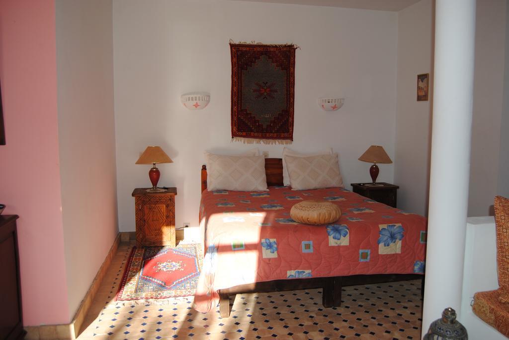 Les Tourmalines Bed & Breakfast Afeggou Bagian luar foto